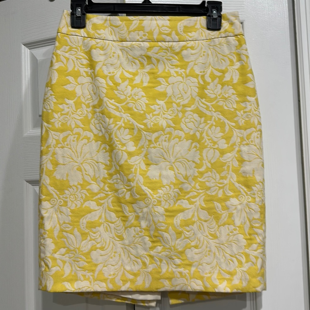 Ann Taylor Yellow Pencil skirt